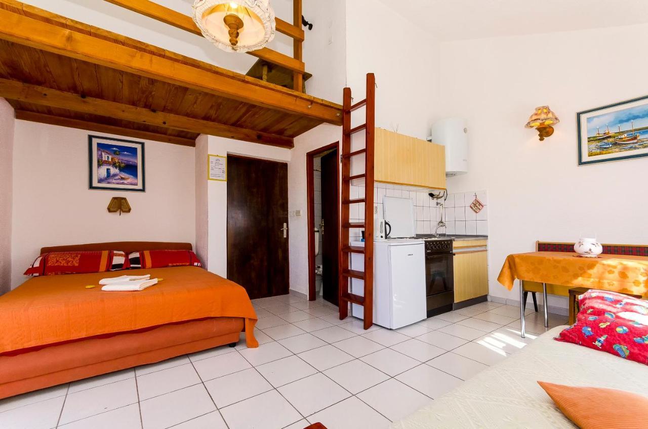 Apartments Pera Ražanj Esterno foto